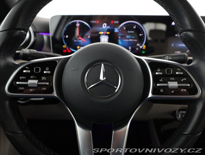 Mercedes-Benz A Elegance A 220 2019