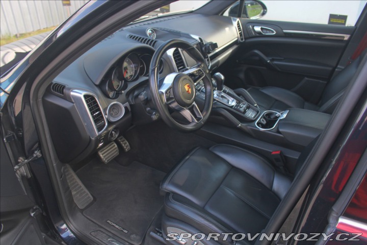 Porsche Cayenne 4,1   V8 S Diesel bez AdB 2015