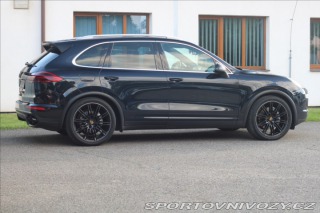 Porsche Cayenne 4,1 V8 S Diesel bez AdB 2015