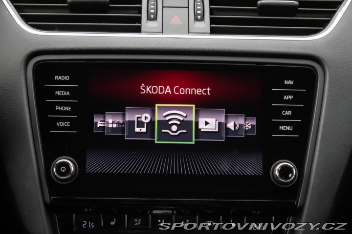 Škoda Octavia RS 2.0 TSI 245k RS DSG, 180 2017