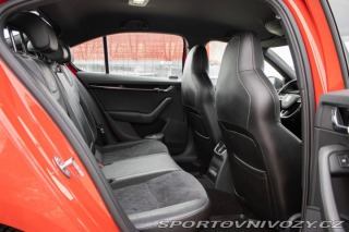 Škoda Octavia RS 2.0 TSI 245k RS DSG, 180 2017