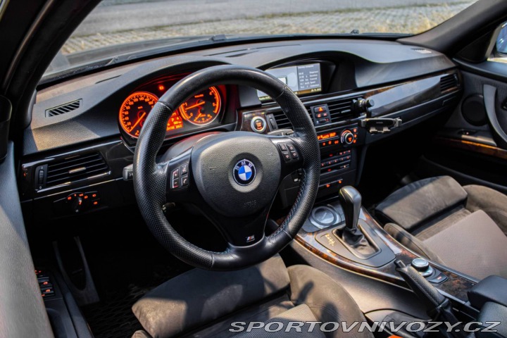 BMW 3 Touring  330d xDrive 320H 2007