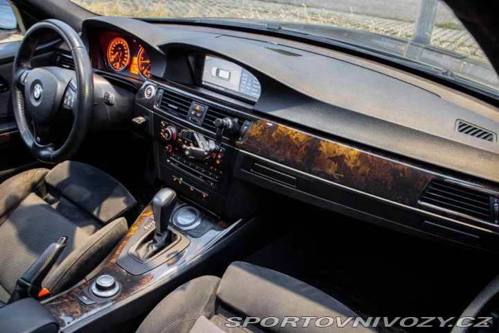 BMW 3 Touring  330d xDrive 320H 2007