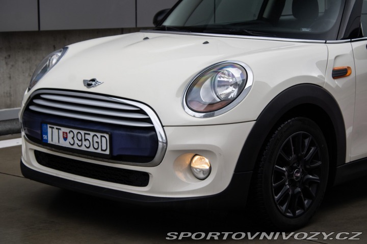 Mini Cooper 85 kW, 6-st. automat, 20 2015