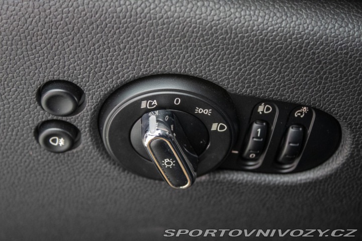 Mini Cooper 85 kW, 6-st. automat, 20 2015