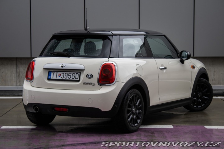 Mini Cooper 85 kW, 6-st. automat, 20 2015
