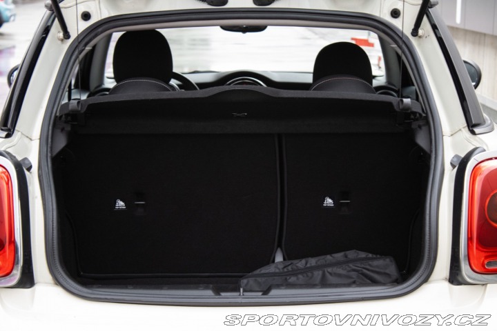 Mini Cooper 85 kW, 6-st. automat, 20 2015