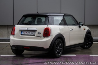 Mini Cooper 85 kW, 6-st. automat, 20 2015