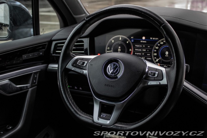 Volkswagen Ostatní modely Touareg  3.0 V6 TDI SCR 286k R-Li 2019