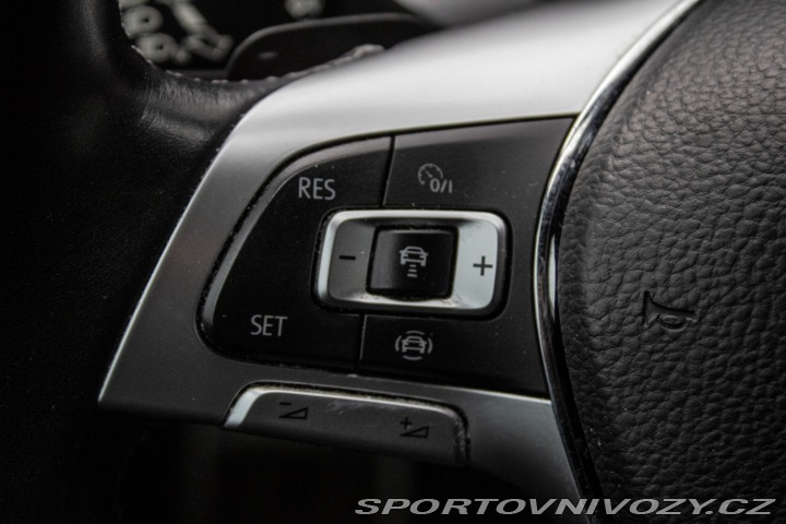 Volkswagen Ostatní modely Touareg  3.0 V6 TDI SCR 286k R-Li 2019