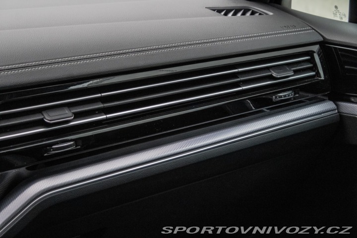 Volkswagen Ostatní modely Touareg  3.0 V6 TDI SCR 286k R-Li 2019