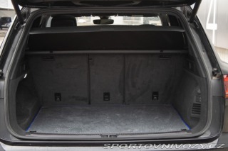 Volkswagen Ostatní modely Touareg 3.0 V6 TDI SCR 286k R-Li 2019