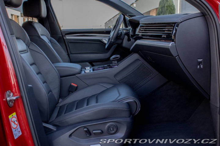 Volkswagen Ostatní modely Touareg  R-Line 4Motion 210Kw ŤAŽ 2024