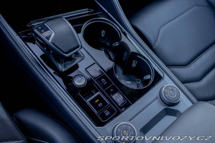 Volkswagen Ostatní modely Touareg  R-Line 4Motion 210Kw ŤAŽ 2024