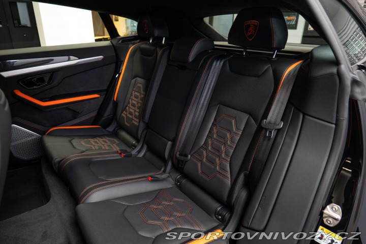 Lamborghini Urus SE 1800