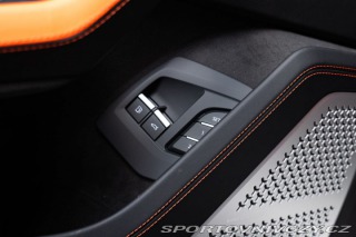 Lamborghini Urus SE 2025