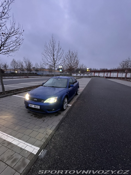 Ford Mondeo ST