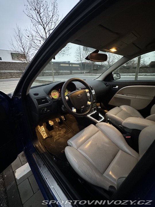 Ford Mondeo ST 2004