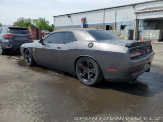 Dodge Challenger Challenger R/T 5.7 L V8 2015