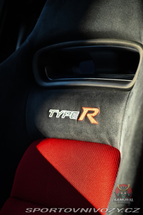 Honda Civic Type-R FN2 Champ. White 2009