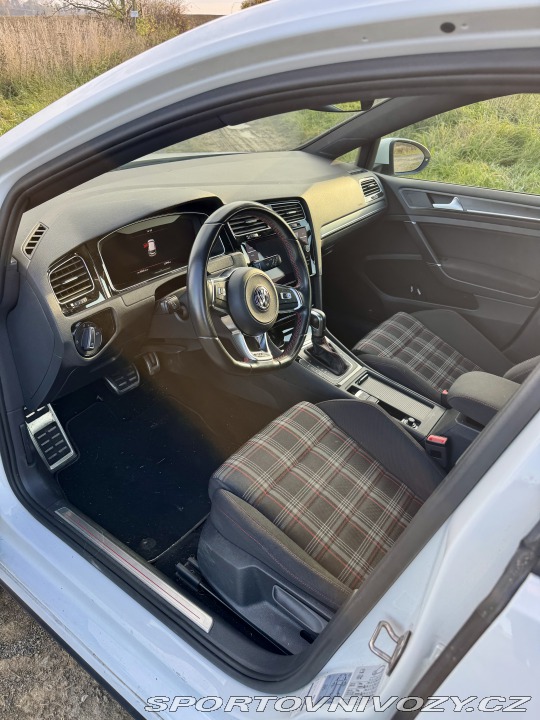 Volkswagen Golf GTI 2019