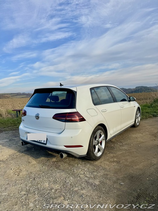 Volkswagen Golf GTI 2019