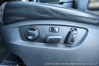 Volkswagen Ostatní modely Touareg R-Line 4.2 V8 TDi 2012