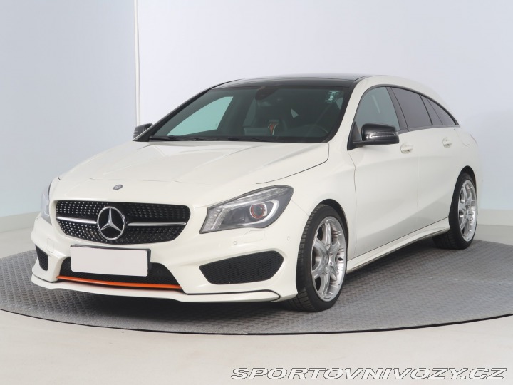 Mercedes-Benz CLA AMG Paket 200 2015