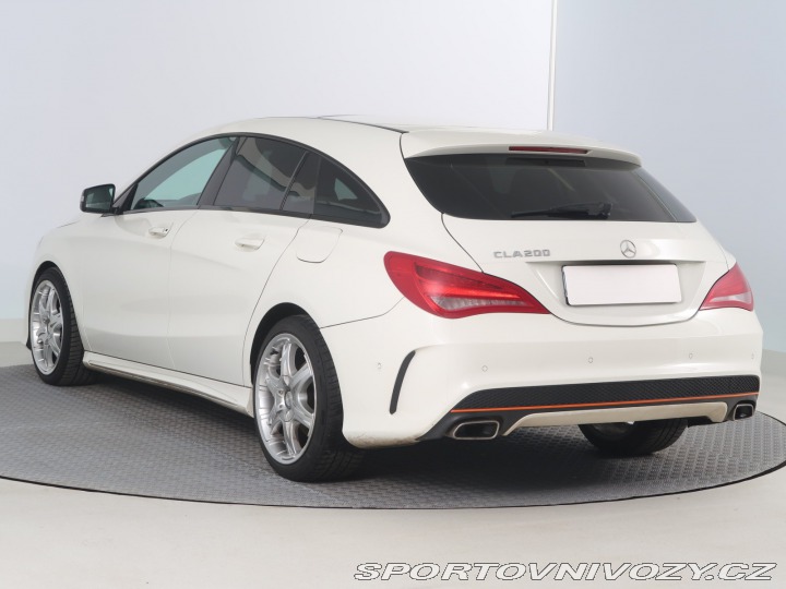 Mercedes-Benz CLA AMG Paket 200 2015