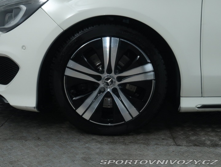 Mercedes-Benz CLA 220 CDI 2015