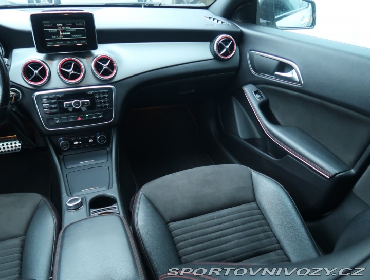 Mercedes-Benz CLA 220 CDI 2015