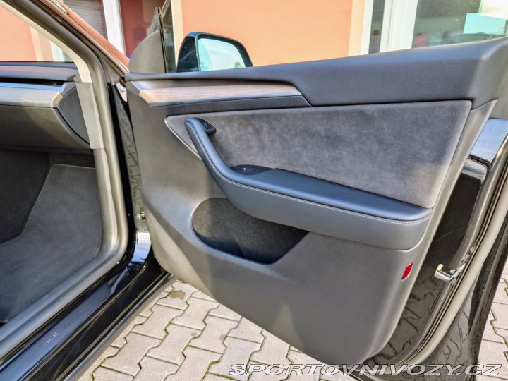 Tesla Model Y Standard Range 220 kW SOH 2023