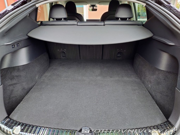 Tesla Model Y Long Range Dual Motor PRO 2022