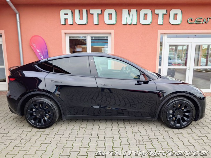 Tesla Model Y Long Range Dual Motor 378 2022