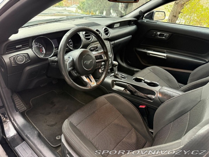 Ford Mustang V6, DPH 1800