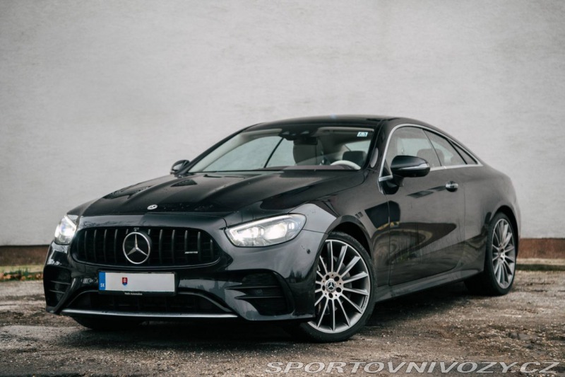 Mercedes-Benz E Kupé 220d 4MATIC / AJ NA
