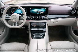 Mercedes-Benz E Kupé  220d 4MATIC / AJ NA 2021