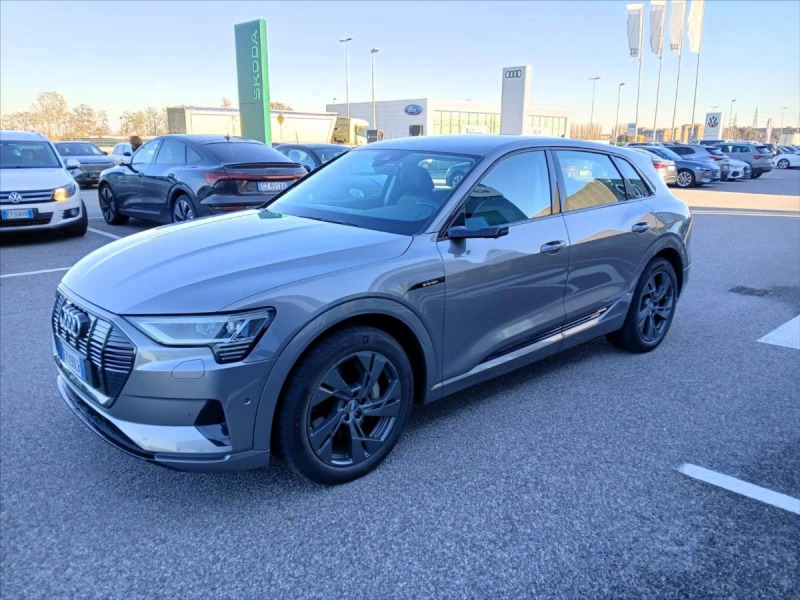 Audi Ostatní modely e-tron 0,0 50 230kw QUATTRO 2020