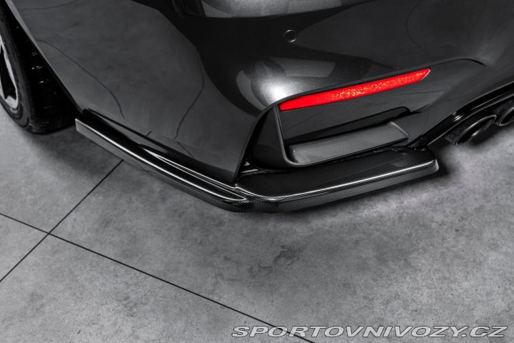 BMW M4 Coupe Carbon HuD H&K 1800