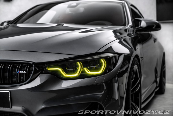 BMW M4 Coupe Carbon HuD H&K 1800