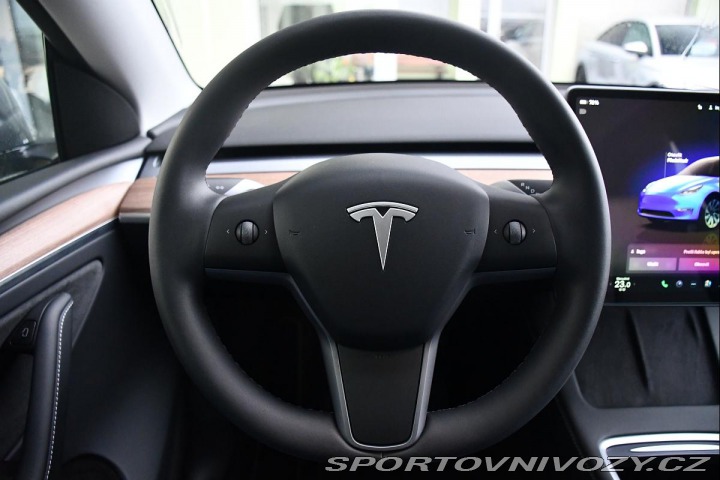 Tesla Model Y LONG RANGE DUAL MOTOR AWD 2023