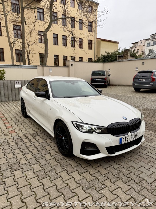 BMW 3 BMW 330i xDrive odpoč DPH 2021