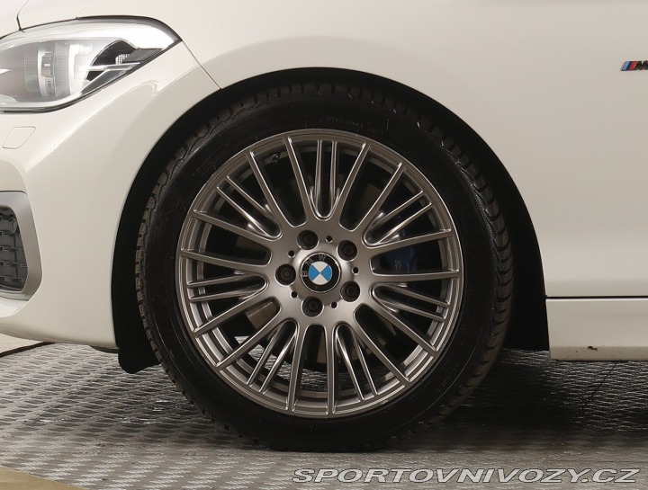 BMW 1 M Sport M135i xDrive 2016