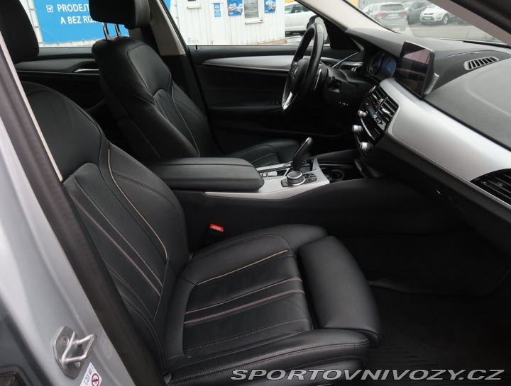 BMW 5 Luxury Line 530d xDrive 2020