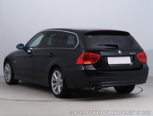 BMW 3 325 i 2009
