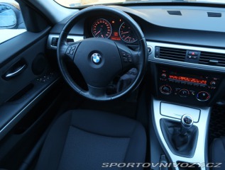 BMW 3 325 i 2009