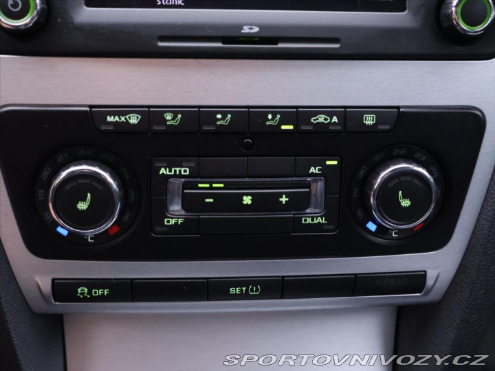 Škoda Octavia RS 2,0 TSI 147kW Serv.Kniha 2011