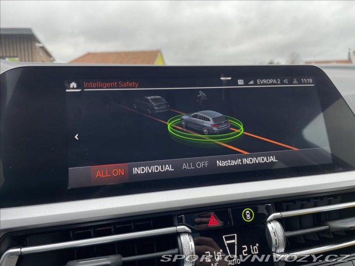 BMW 3 2,0 320d xDrive LED*Navi* 2021