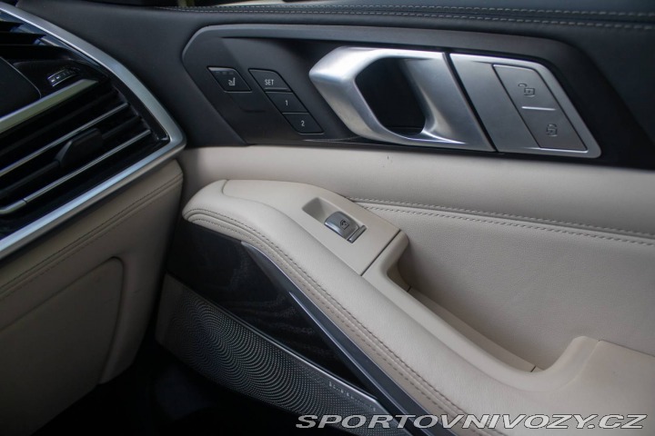 BMW X7 40d M-packet mHEV /AJ NA 2020