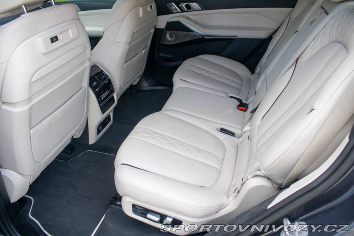 BMW X7 40d M-packet mHEV /AJ NA 2020